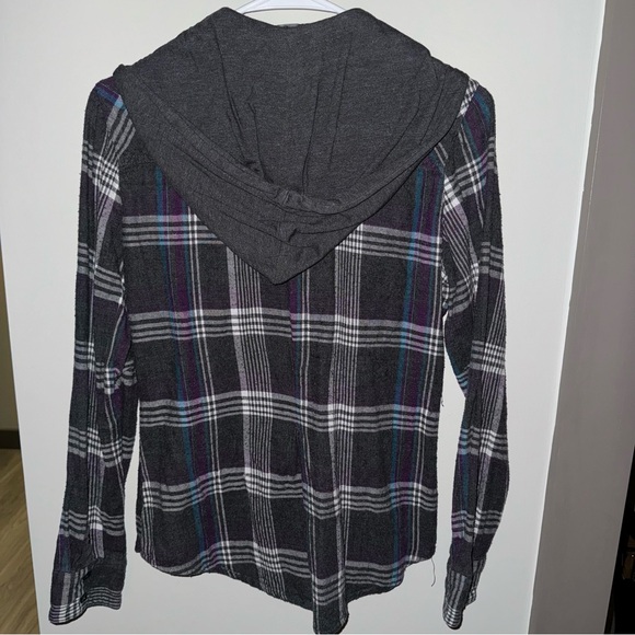 Grey hooded button up flannel - Picture 2 of 4